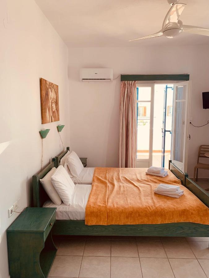 Manousos Rooms Adamantas  Exteriér fotografie