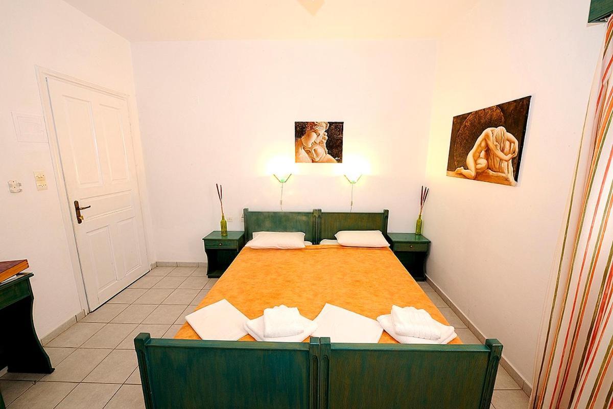 Manousos Rooms Adamantas  Exteriér fotografie